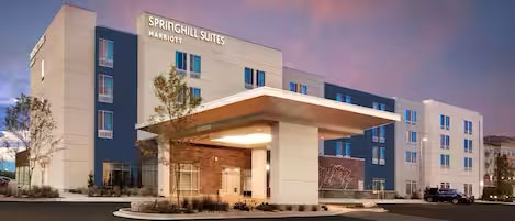 Spring Hill Suites